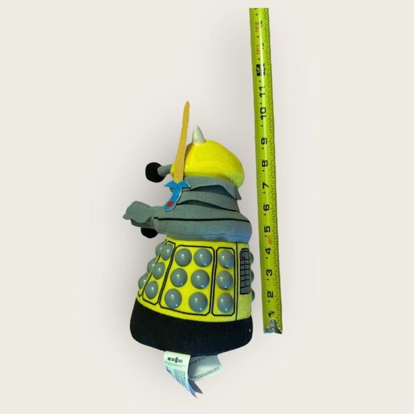 Doctor Who Yellow Dalek Plush – Sci-Fi Knight Edition with Sword & Shield, 9” So - Picture 3 of 3